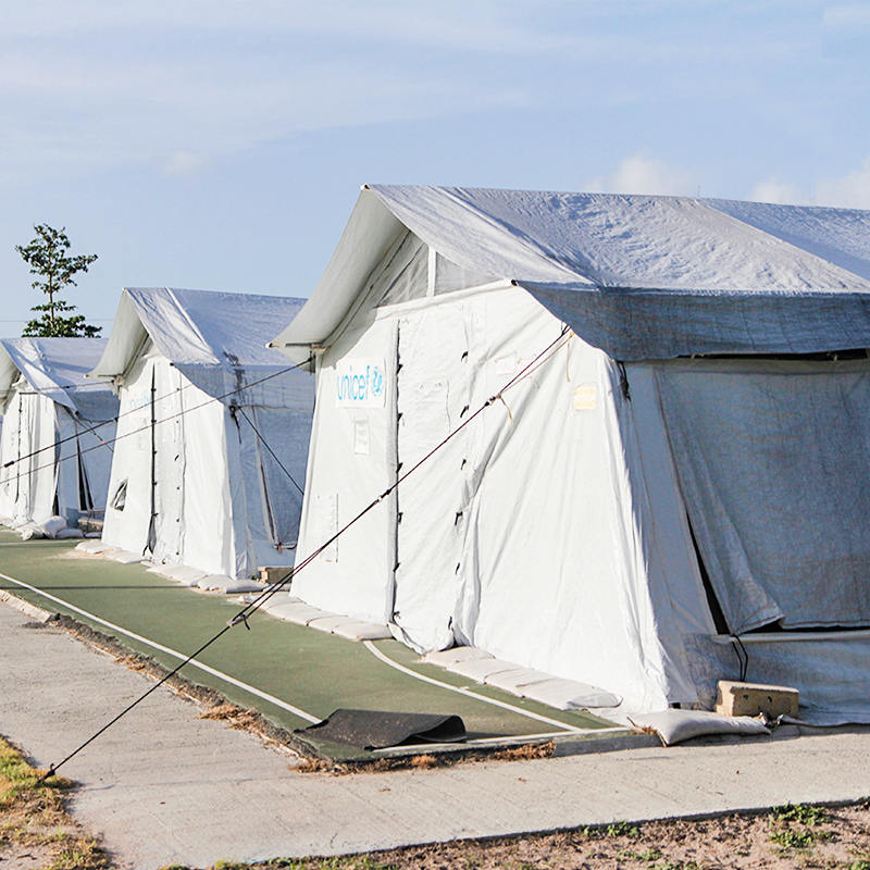 UNICEF standaard multifunctionele hubtent van 72 m², gebruikt voor opslag, ziekenhuis, apotheek, school, kantoor