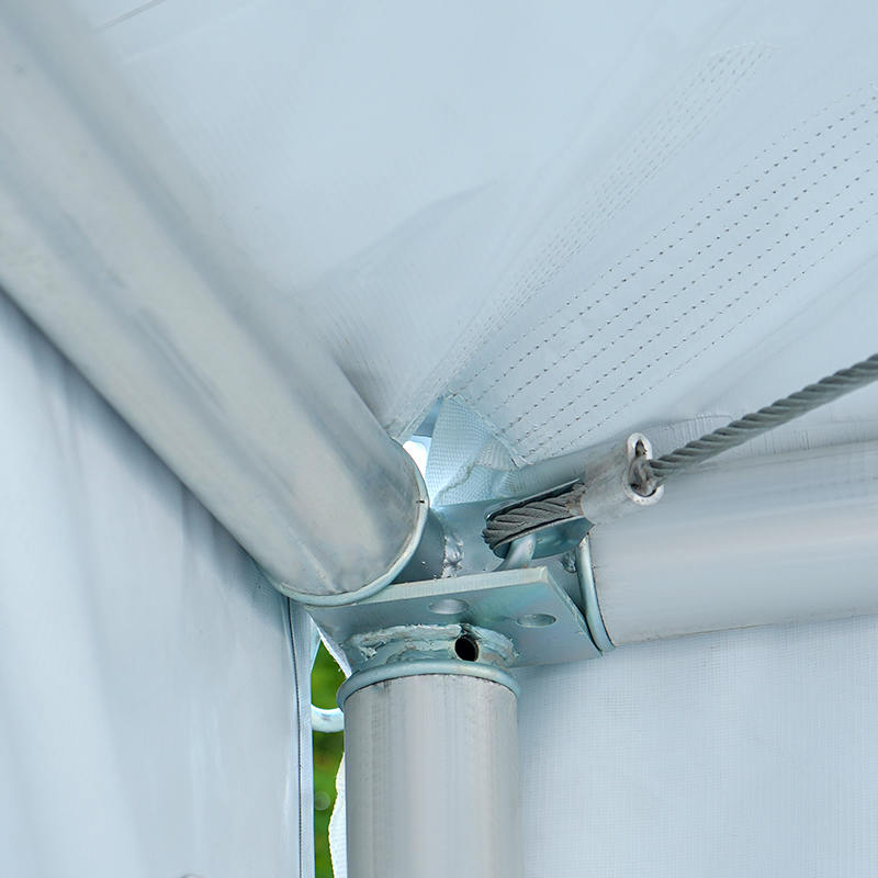 20 x 30 inch (6 x 9 m) PVC feesttent met aluminium frame en hoge piek