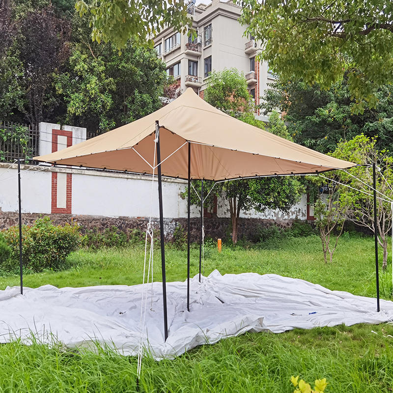 Kleine stretchtent van 4,5 x 4,5 m voor buiten