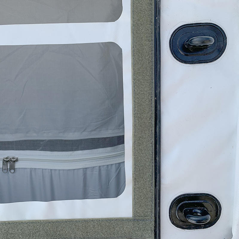 Opblaasbare tent van het Rode Kruis van 30 m²